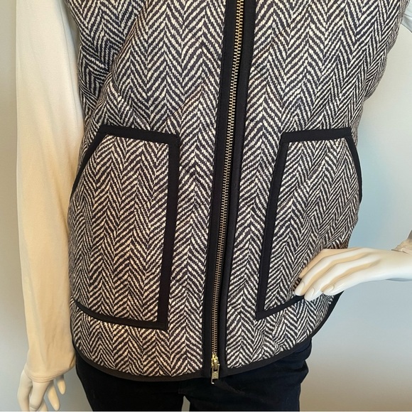 J. CREW- Herringbone Puffer Vest Size XS - Picture 7 of 10